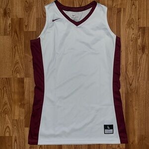 Women’s Nike Jersey